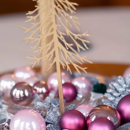 Colorful, Working Place, Netflix, Sight Seeing Appartement *