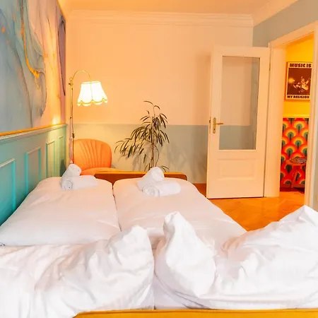 Colorful, Working Place, Netflix, Sight Seeing * Leipzig