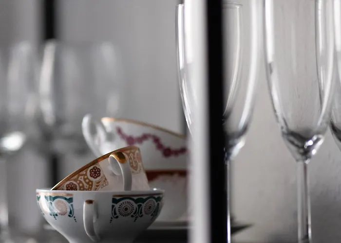 Apartment Colorful, Working Place, Netflix, Sight Seeing Leipzig