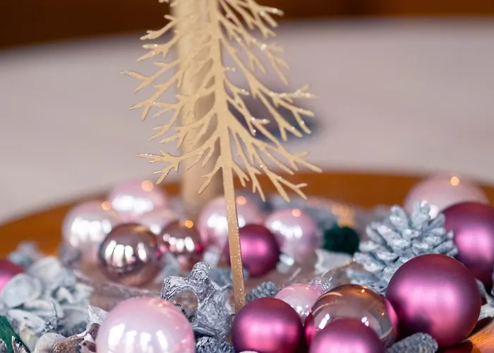 Colorful, Working Place, Netflix, Sight Seeing Appartement *