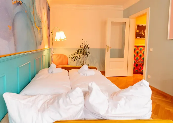 Colorful, Working Place, Netflix, Sight Seeing * Leipzig