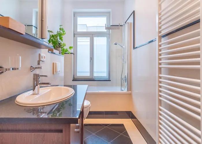 Colorful, Working Place, Netflix, Sight Seeing